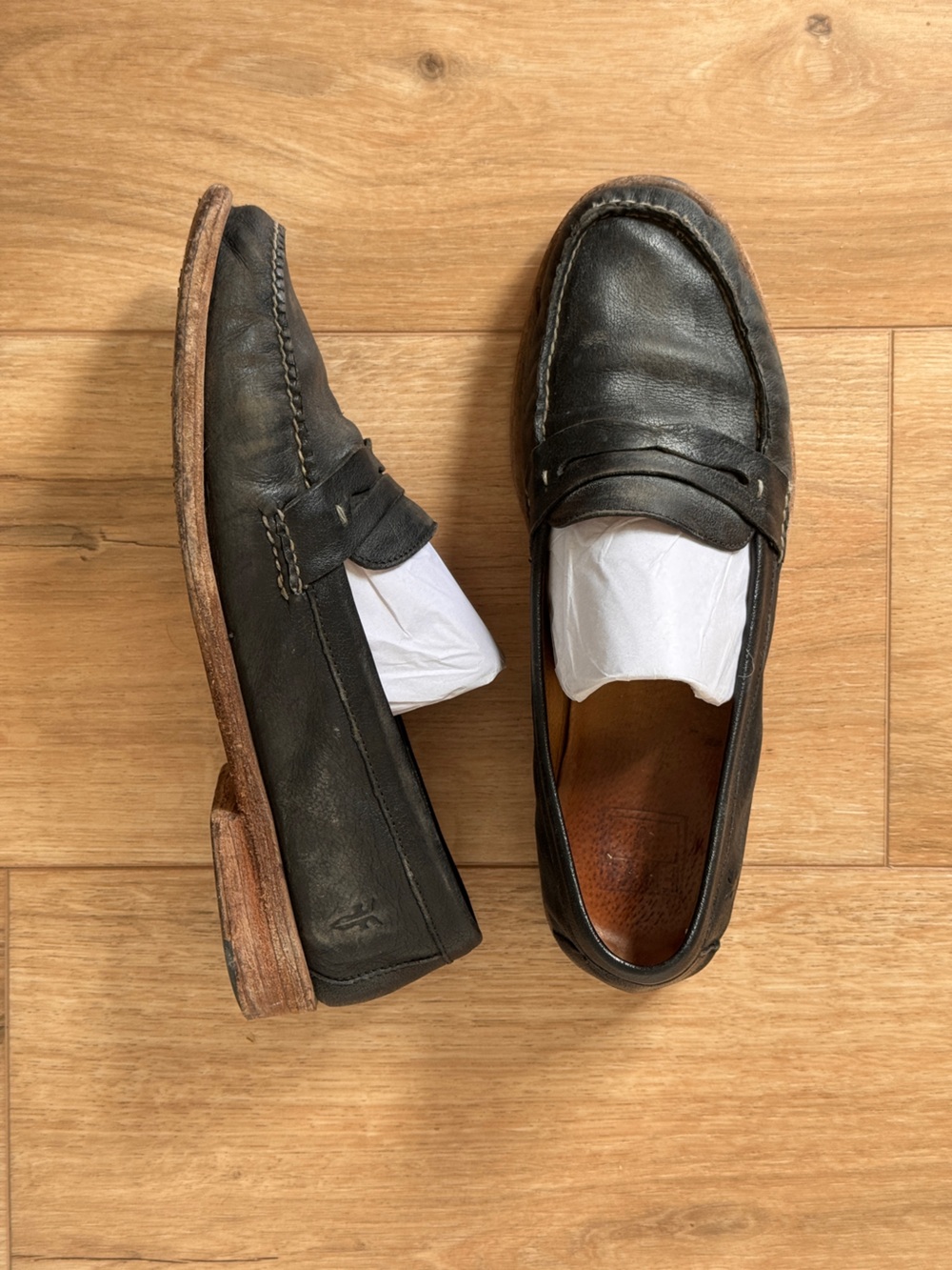 Frye Vintage Black Leather Penny Loafers - Classic Women’s Slip-On
